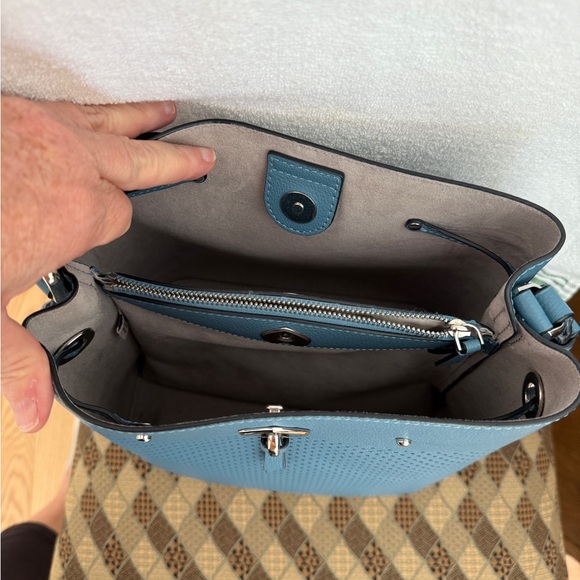 KATE SPADE Marti Large Bucket Bag, Niagara Blue Color - Picture 7 of 8